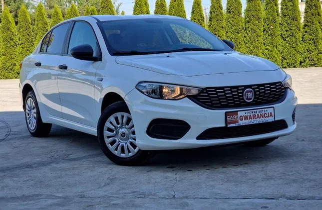 fiat tipo mazowieckie Fiat Tipo cena 44570 przebieg: 141000, rok produkcji 2018 z Nowy Tomyśl